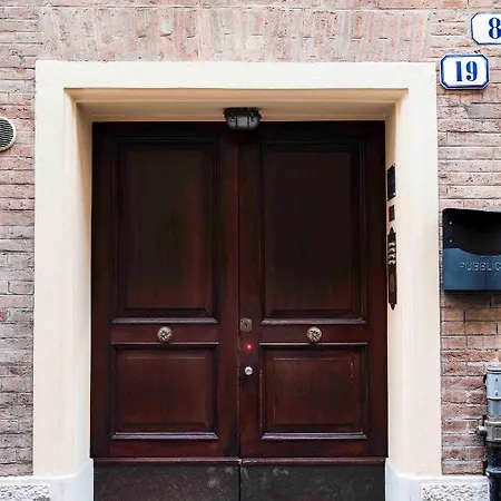 Old Town - Boutique 4* Модена